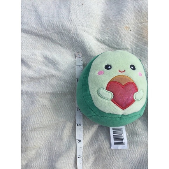 Squishmallows Austin Avocado Valentine's Heart kellytoy green plush 4735026 4.5" - Picture 9 of 11